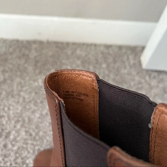 Frye Chelsea Tate Boot, Brown 7.5 - Picture 8 of 12